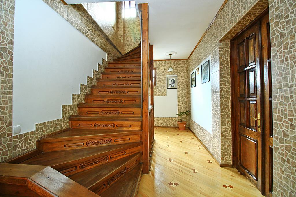 Babilina Hotel Tbilisi Exterior foto